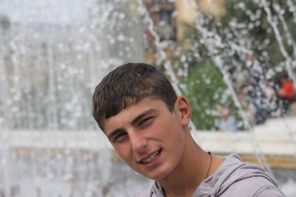  ,   Gio1238, 28 ,   ,   , c 