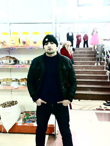  ,   Alik, 31 ,   