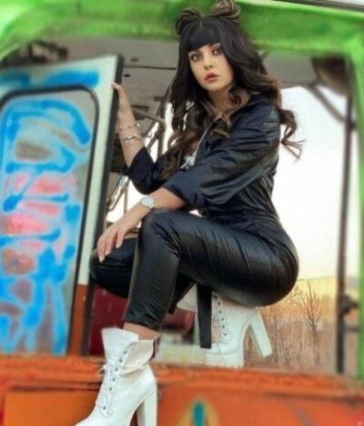  ,   Marina, 30 ,   ,   