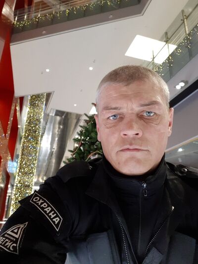  ,   Eduard, 46 ,     , c 