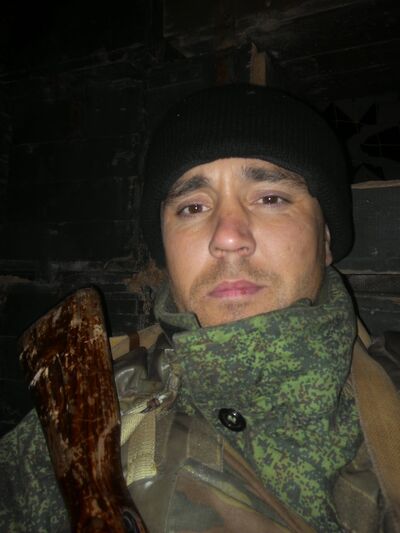  ,   Santa, 46 ,   