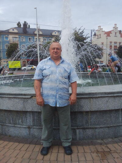  ,   Viktor, 64 ,     , c , 