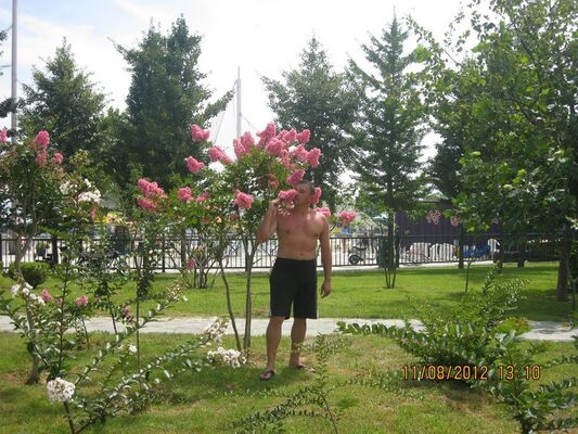  ,   Denis, 47 ,   ,   , c 