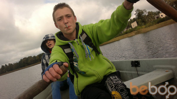  3632672  Deniss, 30 ,    