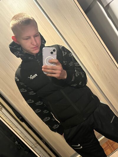  ,   Alexander, 27 ,   ,   