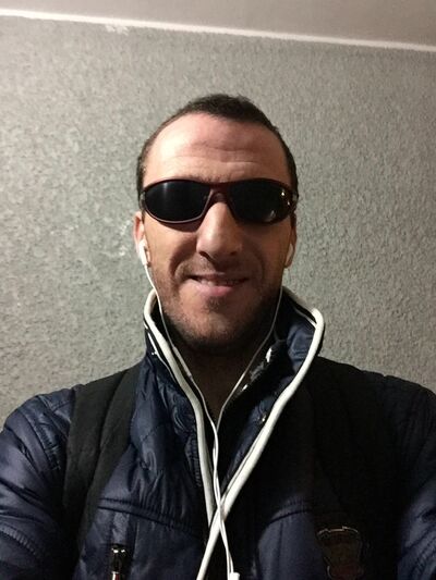  Holon,   George, 42 ,   ,   , c 