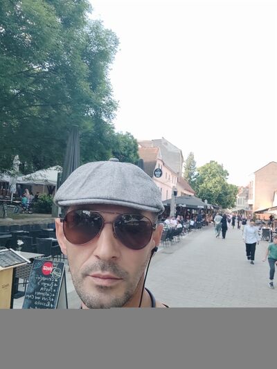  ,   Fariz, 40 ,   ,   