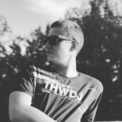  ,   _, 27 ,   