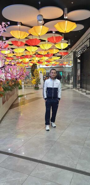  ,   Jasurbek, 32 ,   ,   