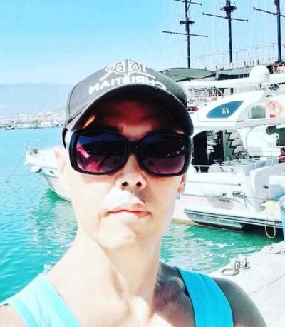  ,   Ali, 48 ,   c 