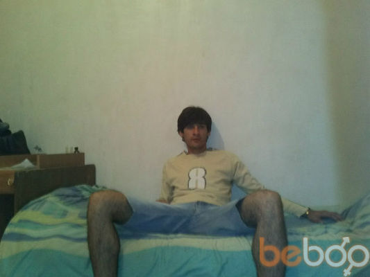  2065422  Lev, 40 ,    