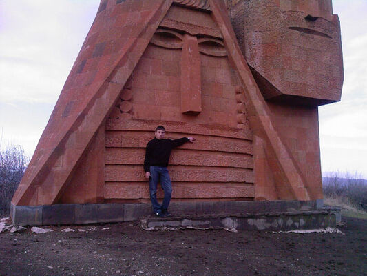  ,   ROBERT, 29 ,   