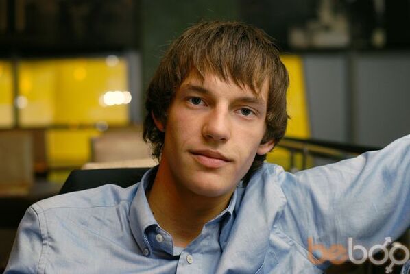  ,   Vitali, 34 ,   