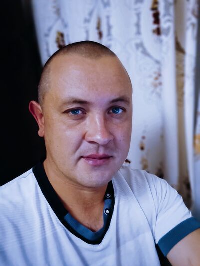  ,   Ivan, 33 ,   ,   
