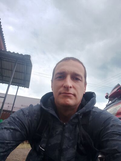  ,   Ruslan, 41 ,   c 