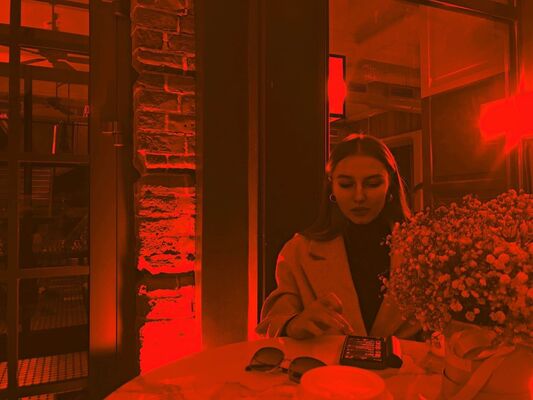  --,   Kara, 21 ,   