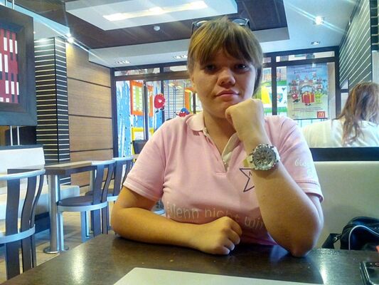  ,   Polina, 28 ,   