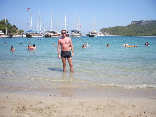  ,   Tornike, 35 ,   