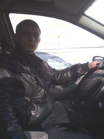  ,   Tomas, 31 ,   ,   , c 