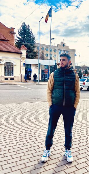  ,   Dima, 27 ,   ,   