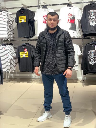  ,   Amir, 26 ,   ,   
