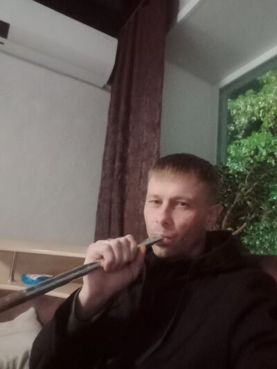  ,   Aleksandr, 38 ,   c , 