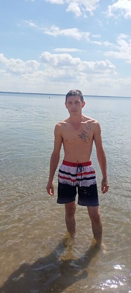  ,   Dmitriy, 40 ,   ,   