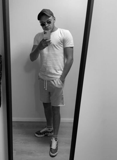  Sodertalje,   , 27 ,   ,   