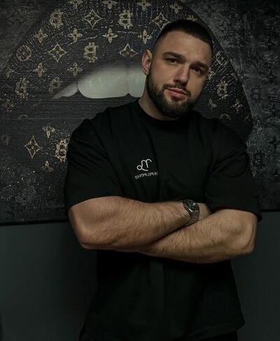  ,   Vladislav, 37 ,   ,   , c , 