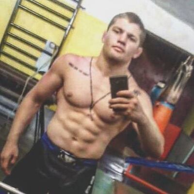  ,   Davit, 28 ,   ,   , c 