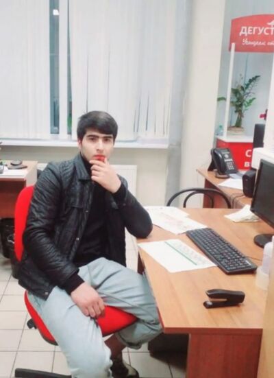  ,   Ali, 21 ,   ,   , c 