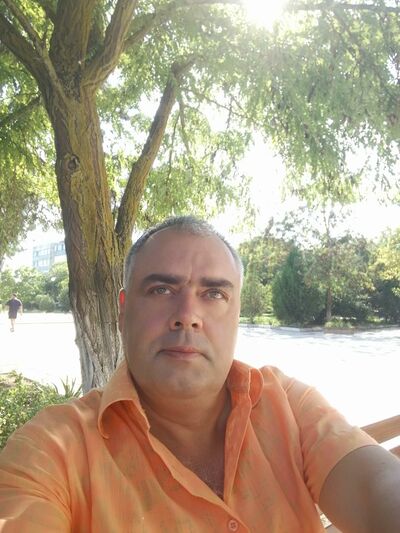  ,   Vlad, 54 ,   