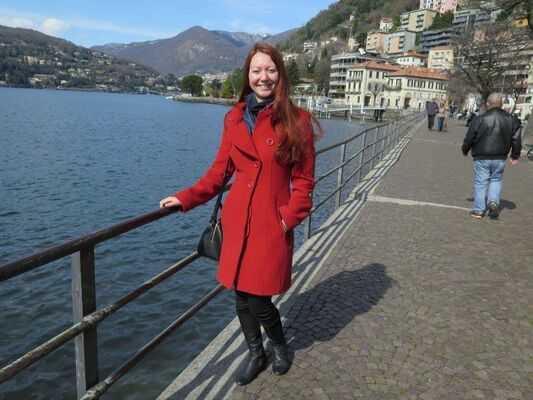  ,   Luna, 39 ,   ,   