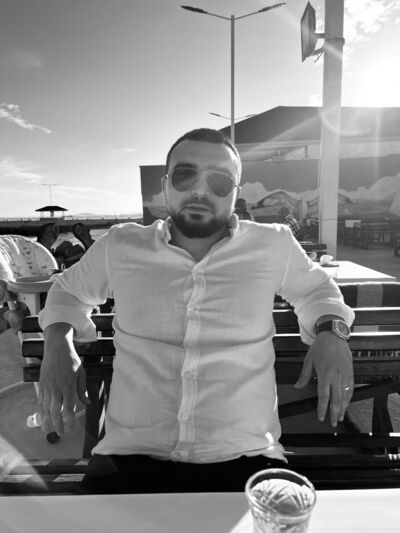  ,   Famil, 32 ,   ,   