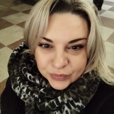  ,   Irisha, 42 ,   ,   