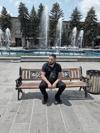  ,   Sam, 33 ,   ,   