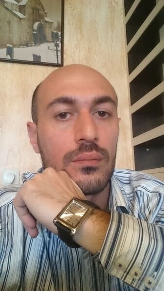  ,   Armen, 40 ,   ,   