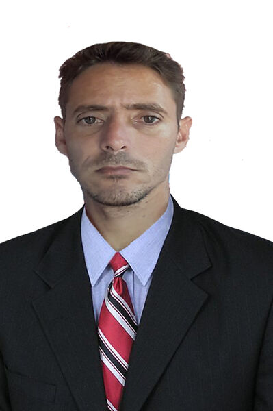  ,   Charly, 40 ,   ,   