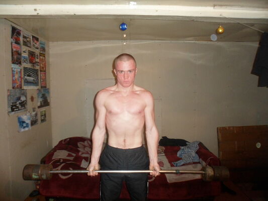  ,   Stas, 32 ,   
