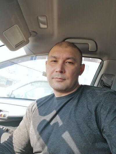  ,   Ruslan, 38 ,   ,   