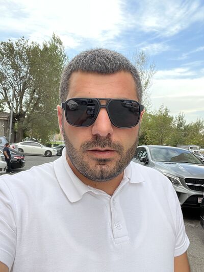  ,   Hayk, 25 ,   ,   
