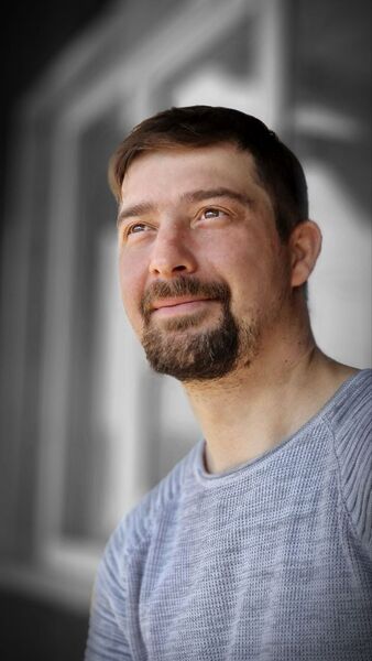  ,   Aleksejs, 37 ,   ,   