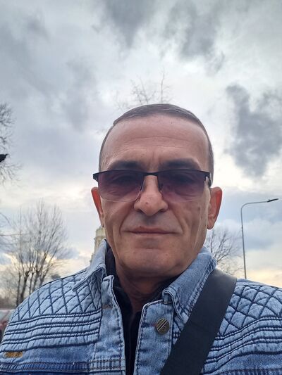  ,   Sergey, 58 ,   ,   