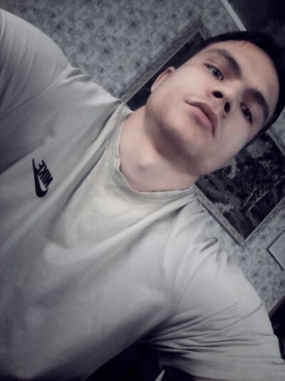  ,   Denis, 21 ,   ,   