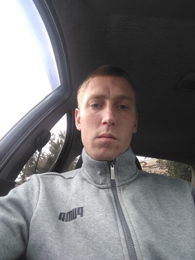  ,   Mikhail, 33 ,   ,   