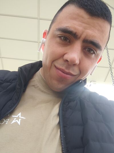  ,   Alexander, 25 ,   ,   , c , 