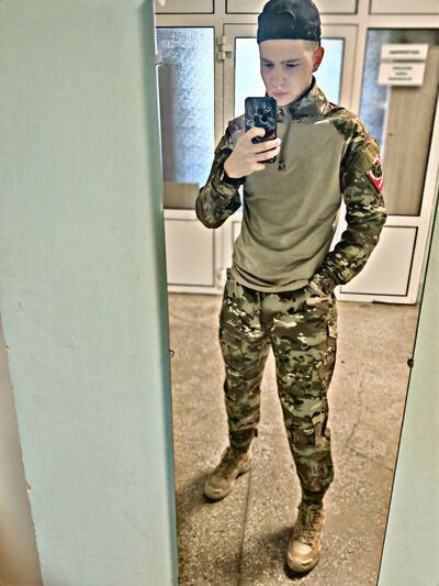  ,   Denis, 20 ,   ,   