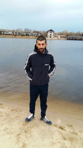  ,   Abdula, 33 ,  