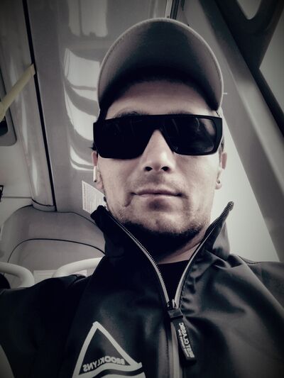  ,   Mirodil, 32 ,   ,   