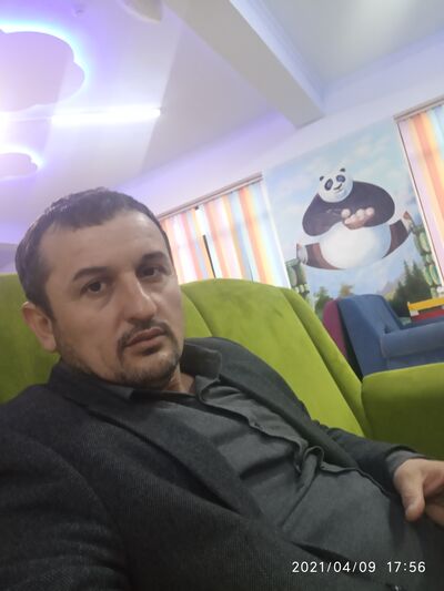  ,   Marat, 46 ,   ,   
